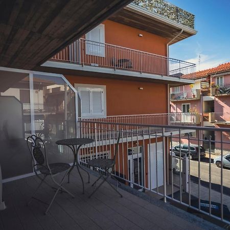Oasi Perla Del Mare Rooms อาชิ กัสเตลโล ภายนอก รูปภาพ