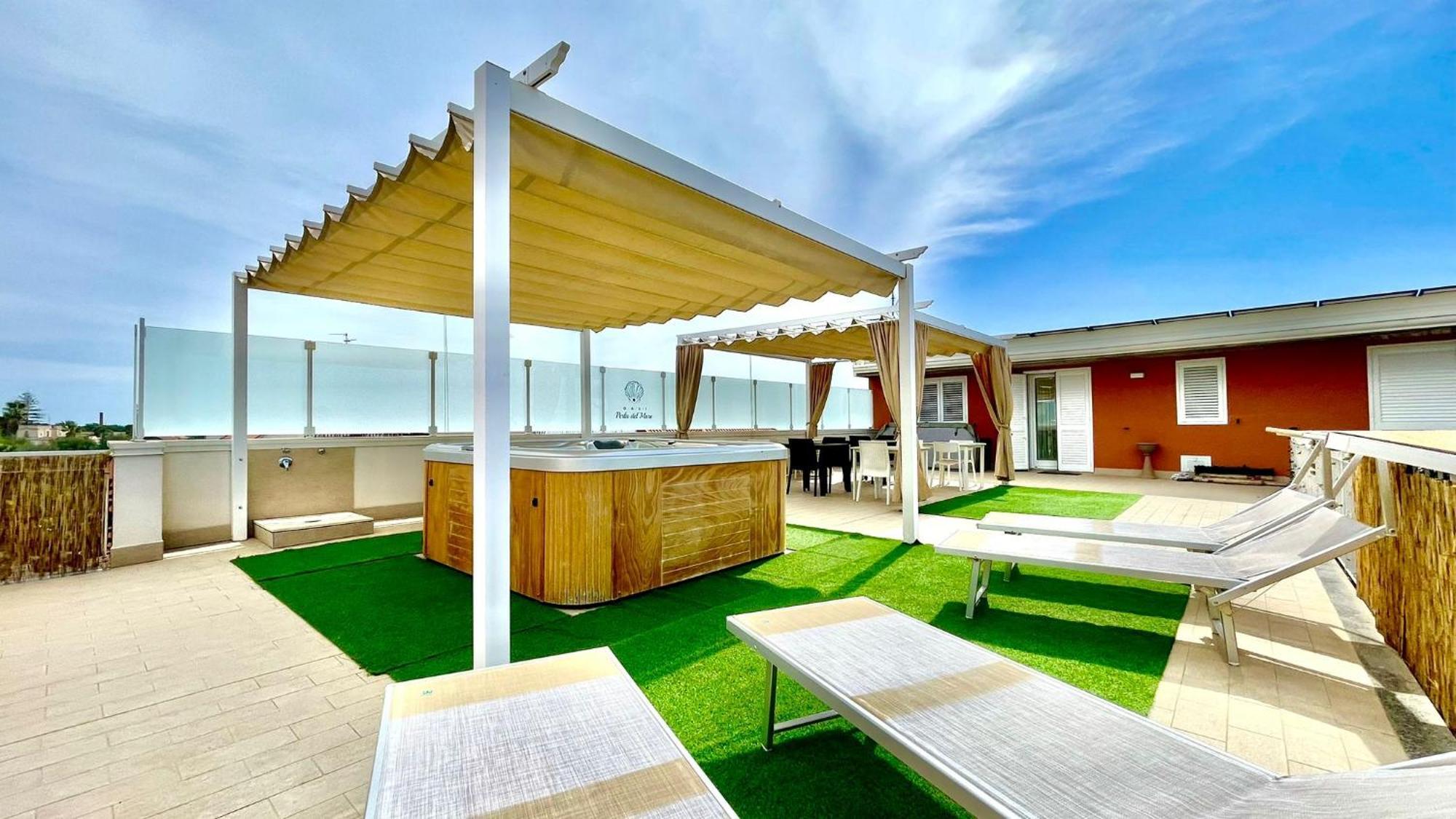 Oasi Perla Del Mare Rooms อาชิ กัสเตลโล ภายนอก รูปภาพ